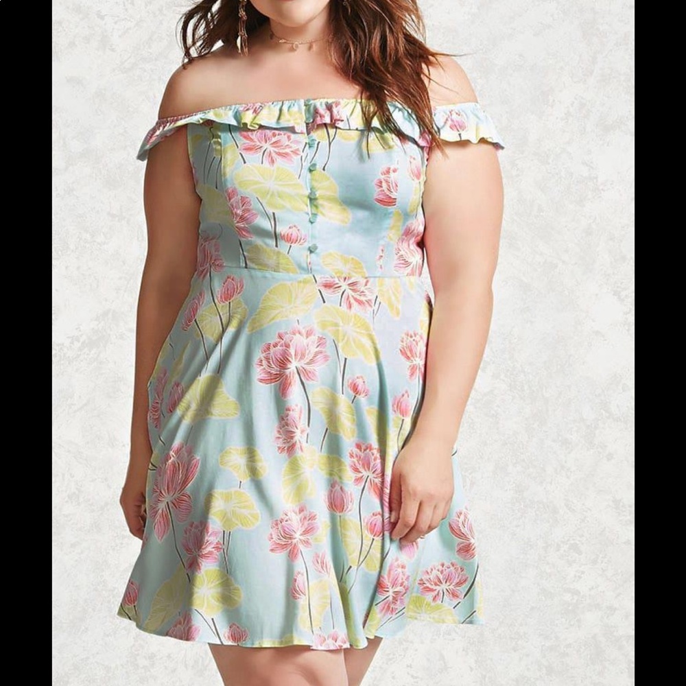 Forever 21 Plus Size Light Blue Floral Dress